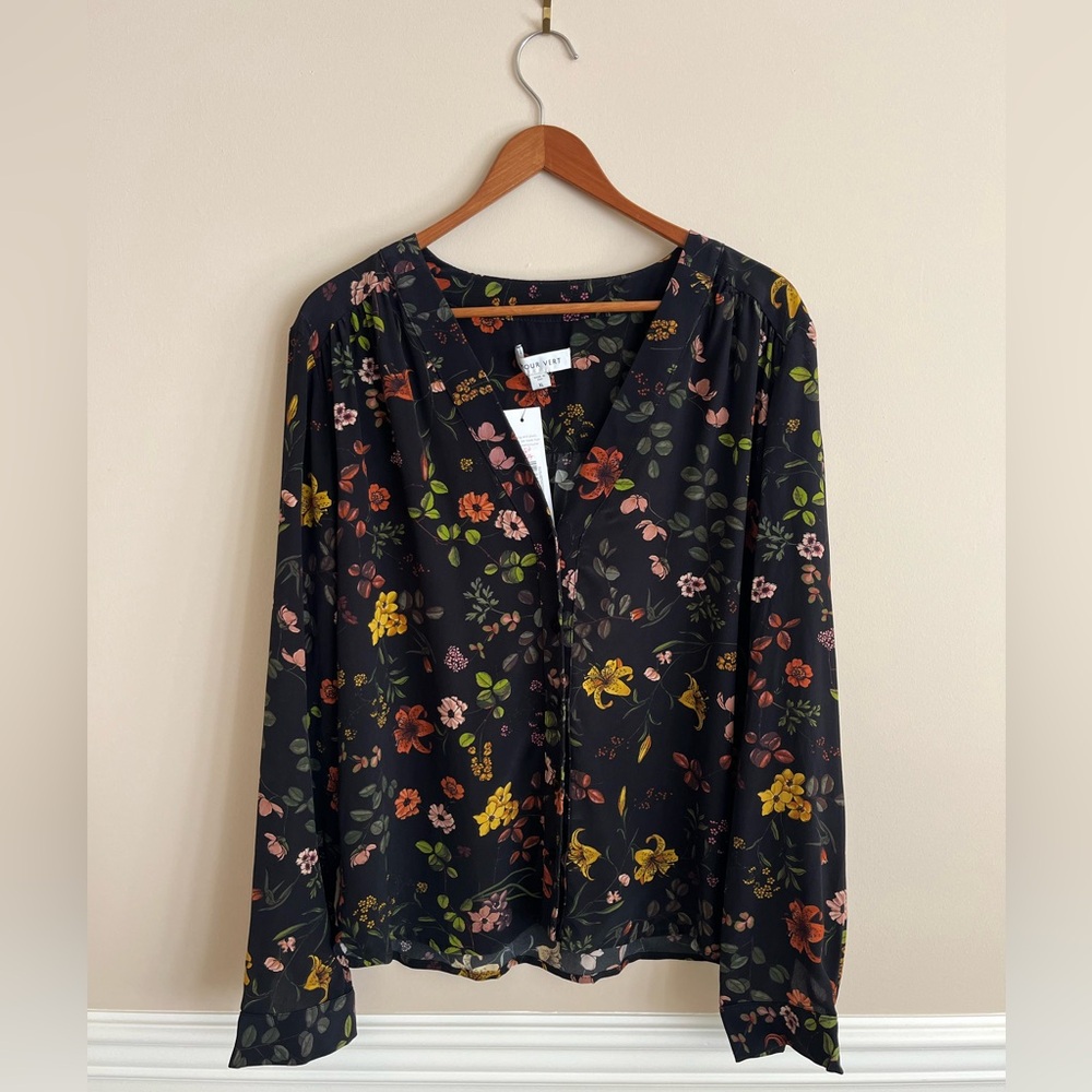 Amour Vert 100% Silk XL Black Floral Shirt NWT